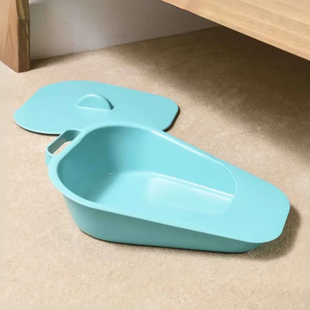 Bassin hygiénique incliné adulte avec couvercle