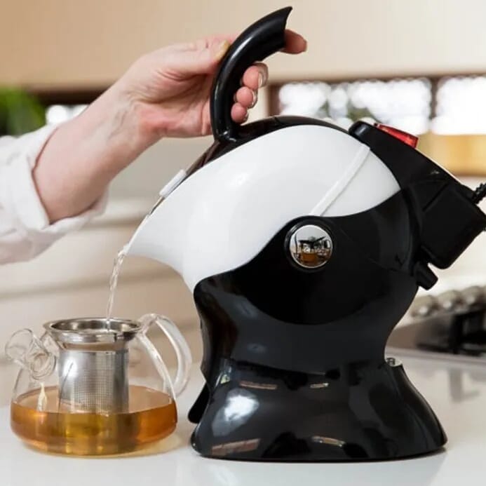 Bouilloire ergonomique à bascule Uccello