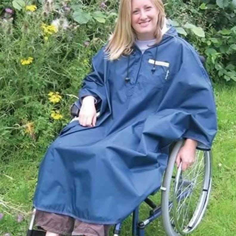 Cape de pluie pour fauteuil roulant