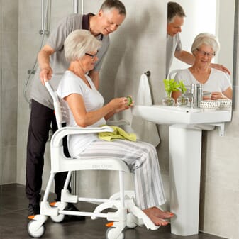 Chaise de douche et de toilettes Etac Clean grise - Hauteur fixe 55 cm