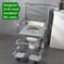 Chaise percée à roulettes économique