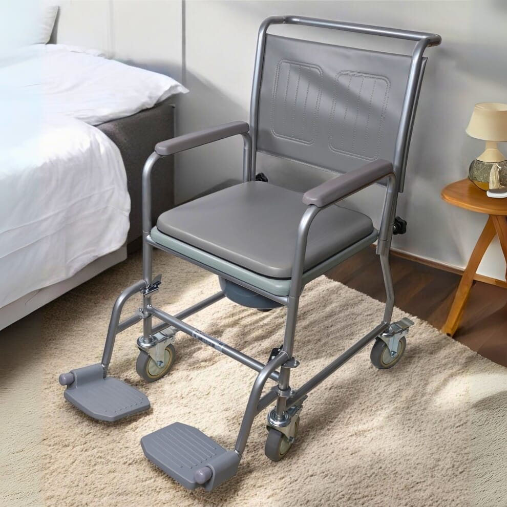 Chaise percée à roulettes économique