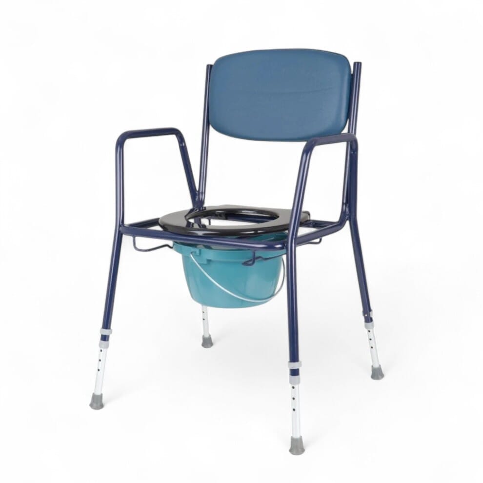 Chaise percée Basic