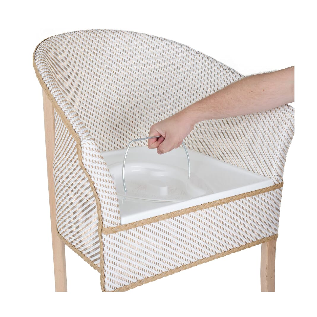 Chaise percée pour chambre