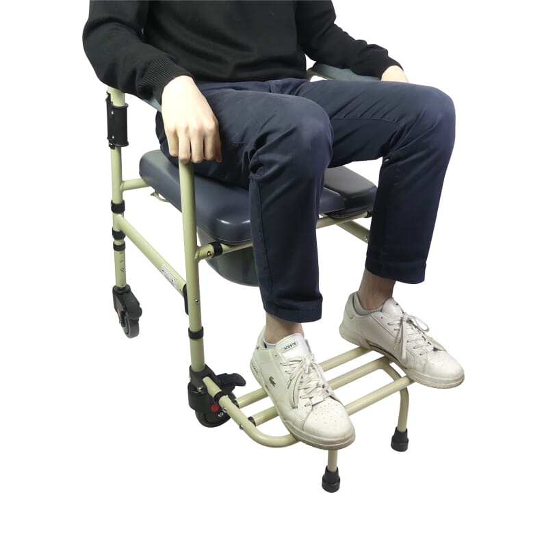 Chaise percée réglable avec roues