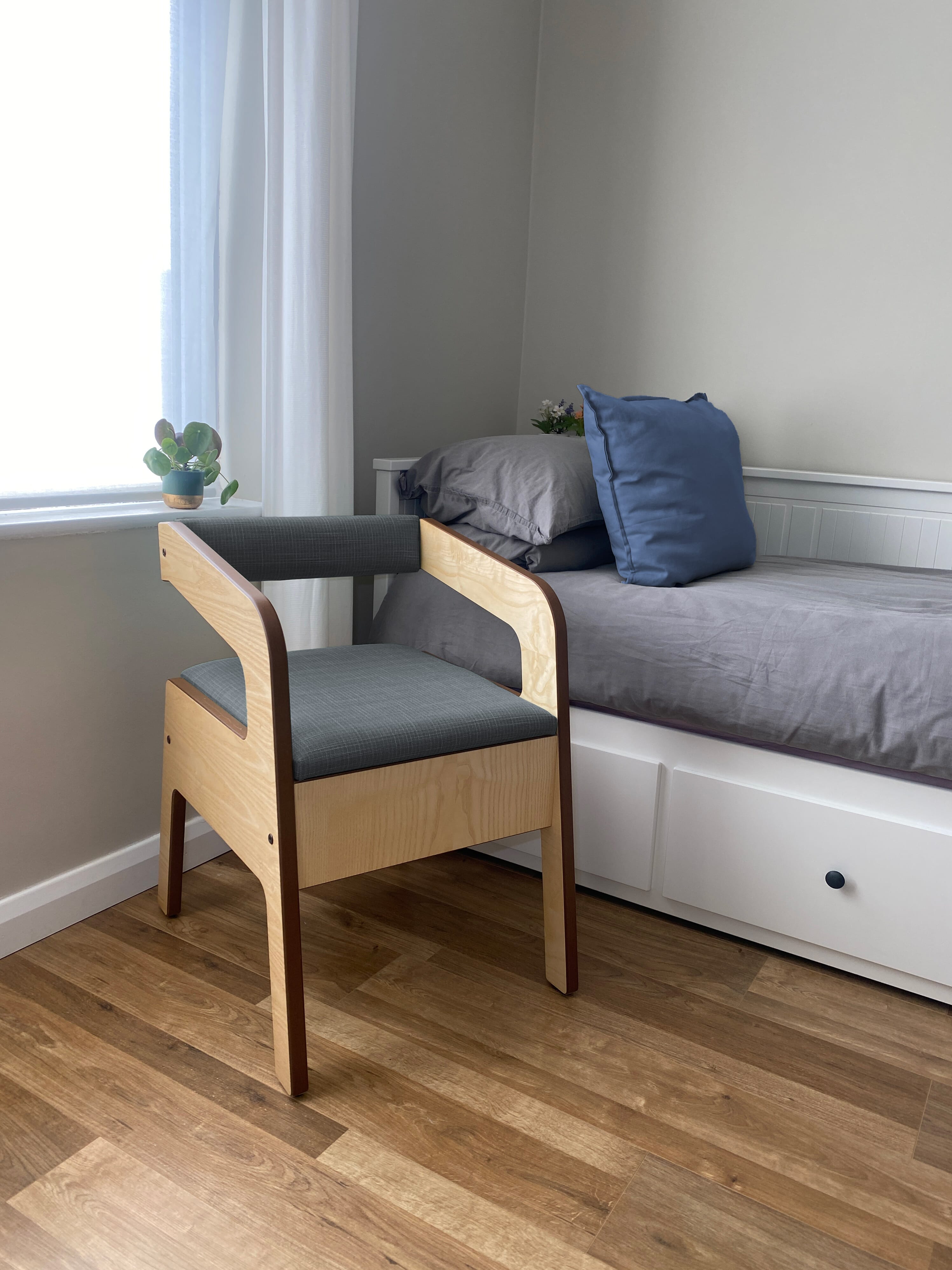 Petite chaise pot scandinave Timberry