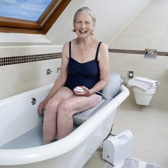 Coussin élévateur de bain Mangar avec AirFlo
