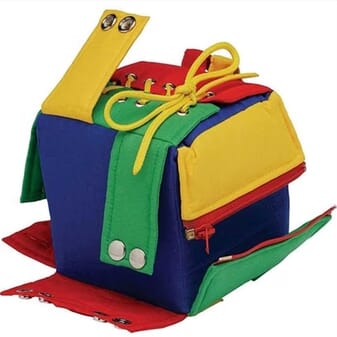 Cube d'apprentissage et de dextérité