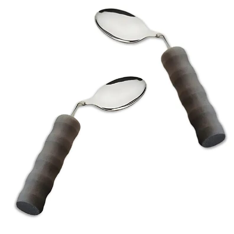 Cuillère coudée légère avec manche en mousse