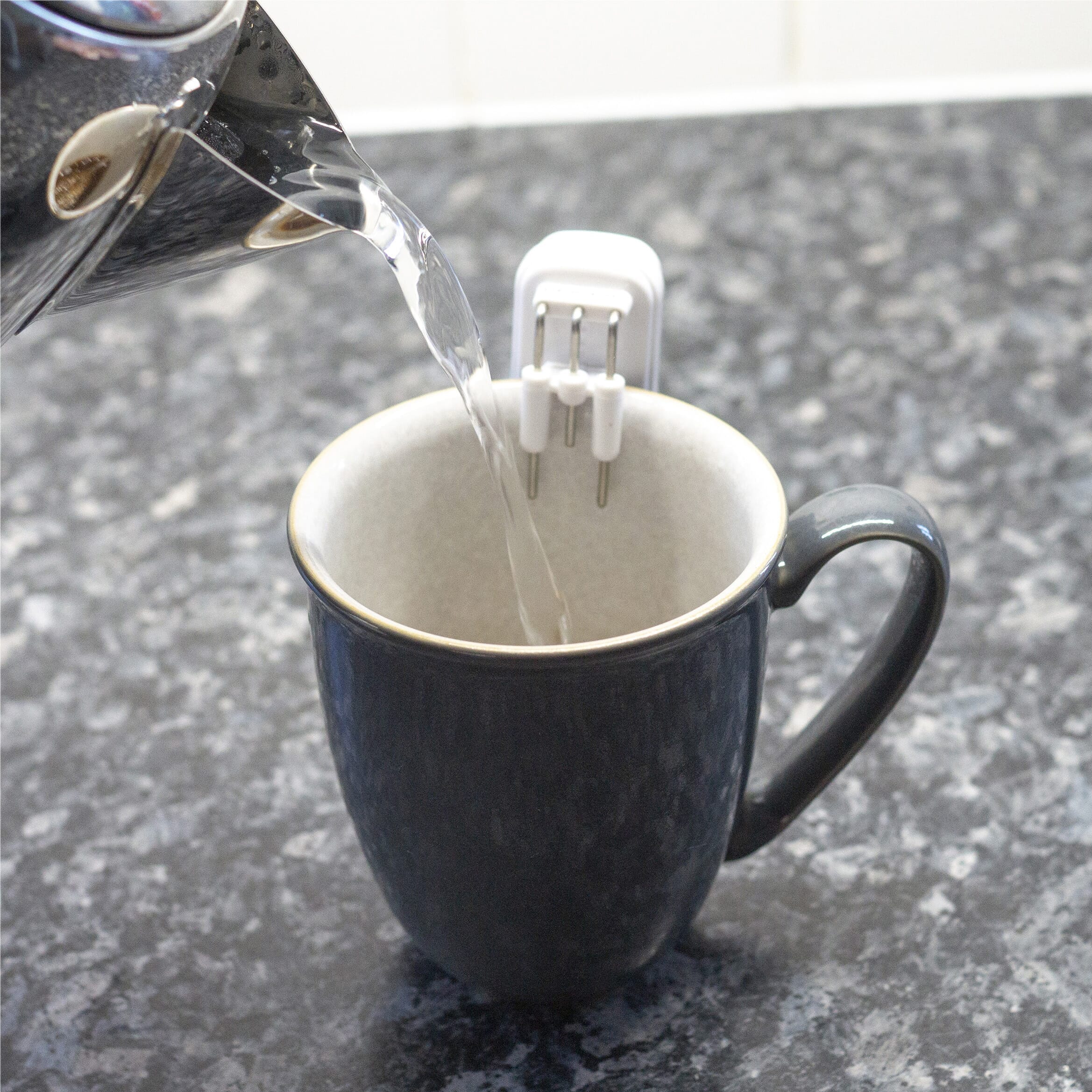 Détecteur de niveau de liquide