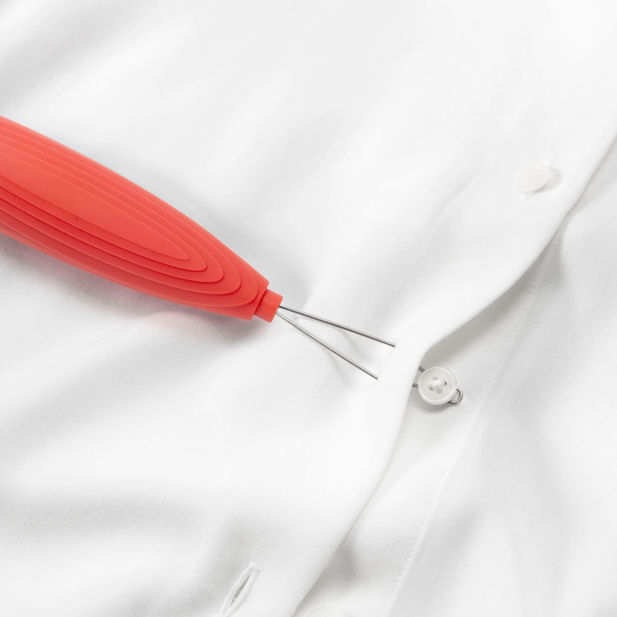 Enfile-bouton avec crochet pour fermeture éclair