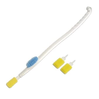 Éponge à long manche pour pieds