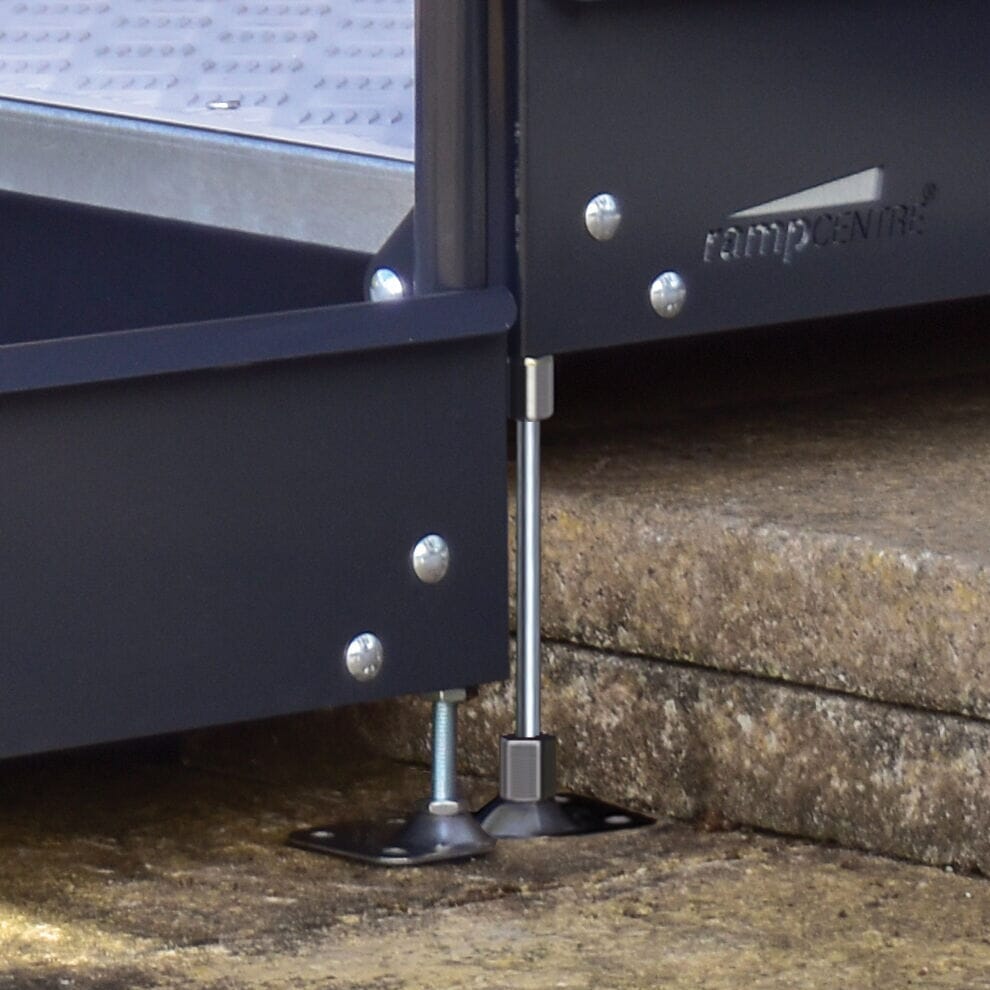 Extension pour marchepied d'accès sécurisé