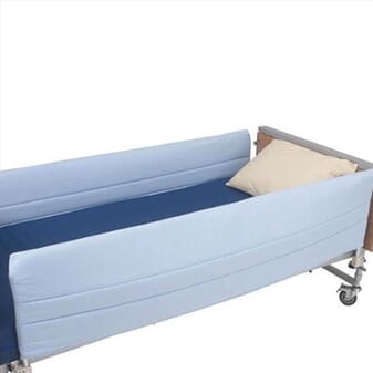 Protections matelassées pour barrières de lit