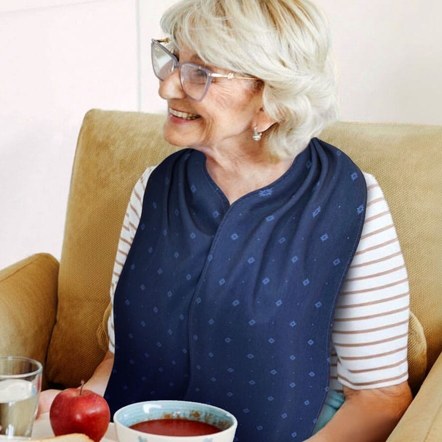 Protège-vêtements écharpe discret