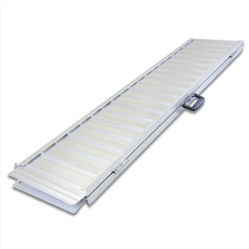 Rampe d'accès pliable économique