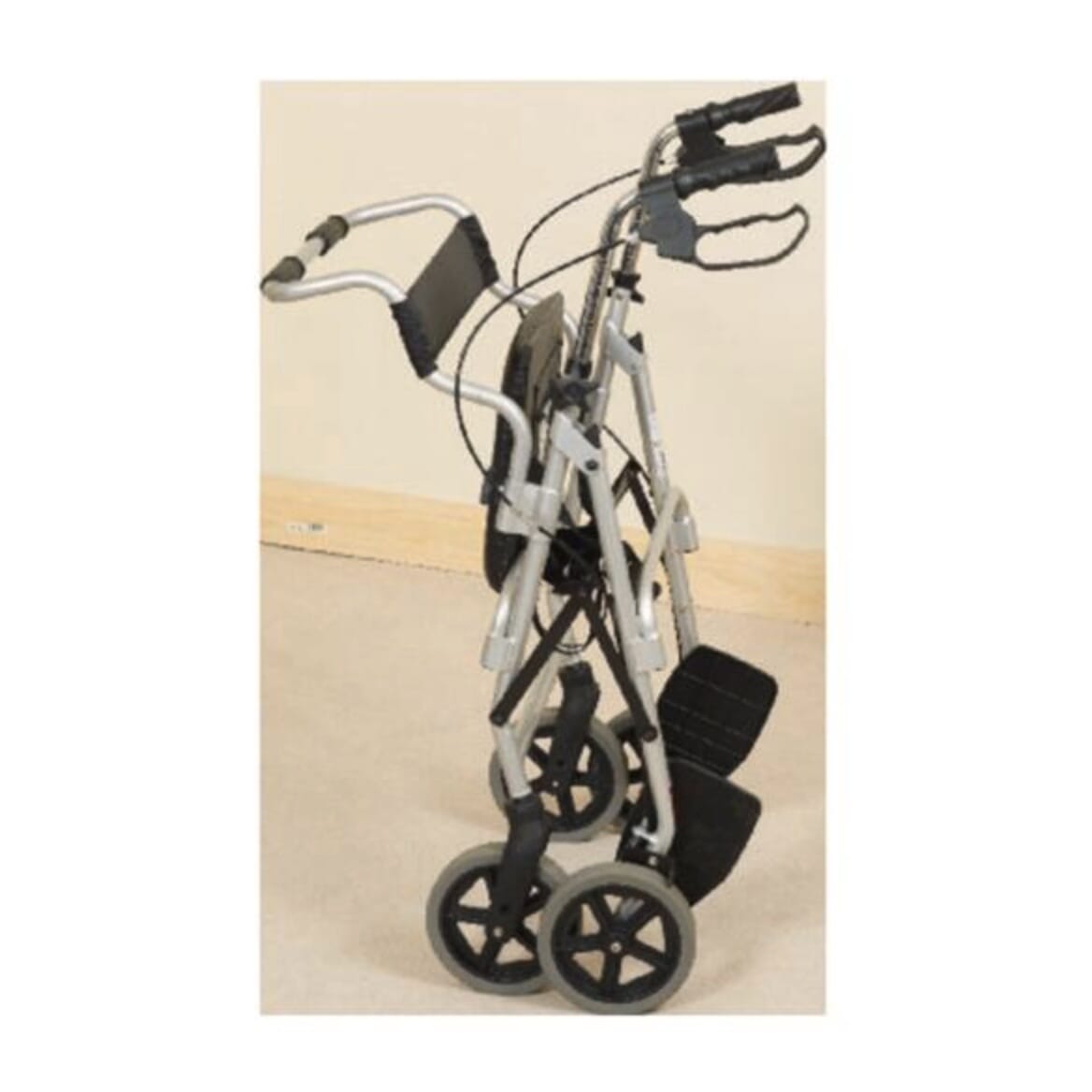 Rollator combiné avec siège de transfert
