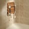 Siège de douche à lattes en bois