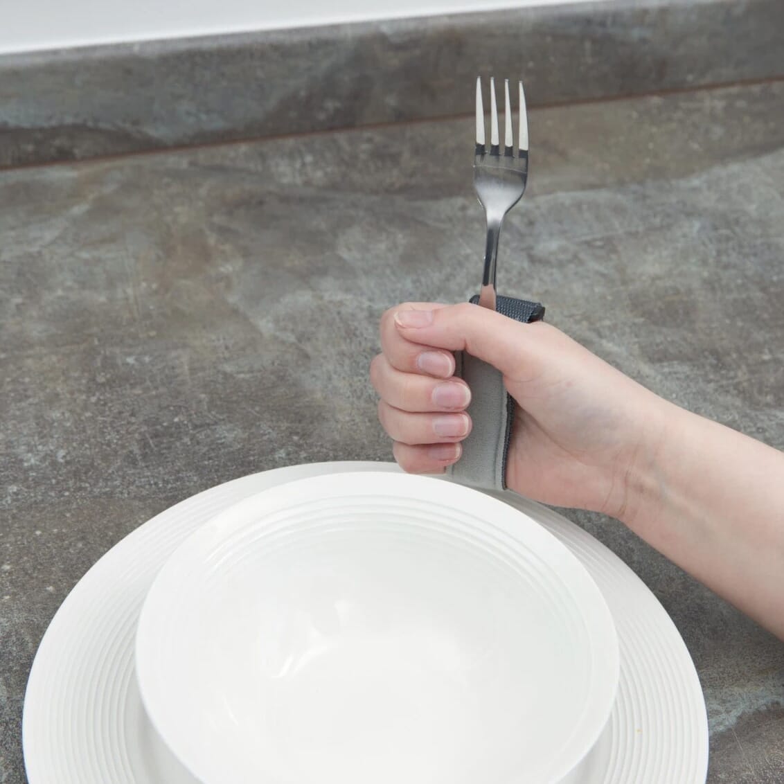 Support porte-couvert ajustable